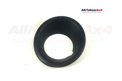 Image of DXB500051PCL, a 'BEZEL - FOG LAMP - LEFT HAND FRONT - ANTHRACITE - DISCOVERY 3' part