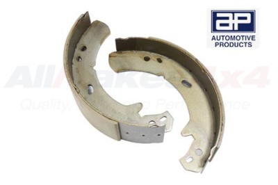 Image of ICW500010, a 'HANDBRAKE SHOES DEFENDER - DISCOVERY 2 - RANGE ROVER CLASSIC + P38' part