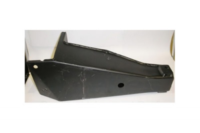 Image of STC8354, a 'BULKHEAD OUTRIGGER RIGHT HAND - DEFENDER' part