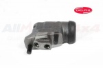WHEEL CYLINDER LEFT HAND FRONT 109 + 88 SERIES 11 + 111