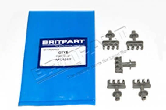 Image of AFU1217, a 'CLIP BRAKE PIPE TRIPLE PLASTIC - DEFENDER - DISCOVERY 1' part