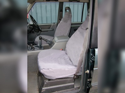 Image of DA2807GREY, a 'SEAT COVER SET FRONT GREY DIS1' part