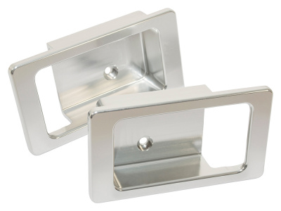 Image of DA8954, a 'DEFENDER DOOR LEVER SURROUND PAIR SILVER' part