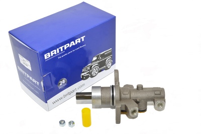 Image of LR014527, a 'BRAKE MASTER CYLINDER - DISCOVERY 3 / RANGE ROVER SPORT' part
