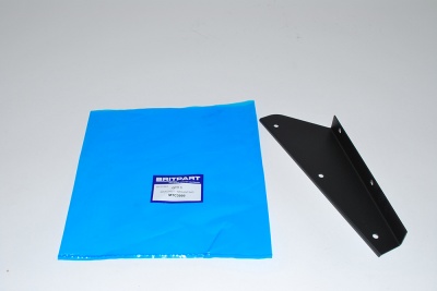 Image of MTC3000, a 'RIGHT HAND FRONT MUDFLAP BRACKET - DEFENDER' part