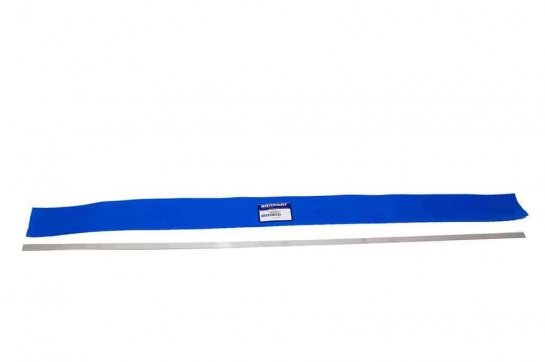 Image of MUC4073, a 'SHIM WINDOW CHANNEL FOR DOOR FRAME - DEFENDER' part