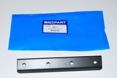 Image of MXC6743, a 'MUDFLAP FIXING PLATE FRONT RRC' part