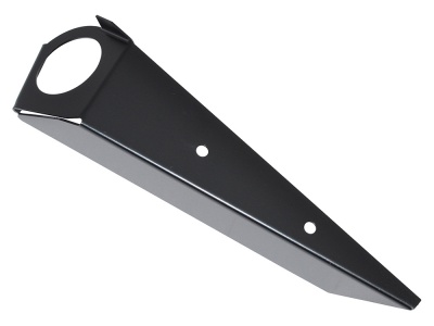 Image of STC8694, a 'LEFT HAND BULKHEAD OUTRIGGERS TIE BRACKET - DEFENDER' part