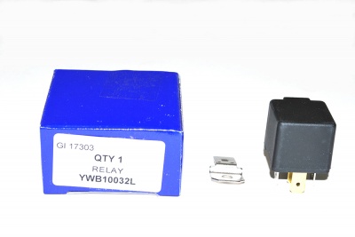 Image of YWB10032L, a 'RELAY GREEN 30AMP DEFENDER - RANGE ROVER CLASSIC - DISCOVERY 1' part