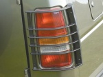 PAIR OF REAR WING FIXED LAMP GUARDS KIT - DISCOVERY 1