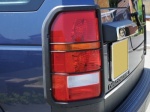 PAIR OF REAR PLASTIC EXTERIOR PROTECTION LAMP GUARDS - DISCOVERY 3 2005-2009