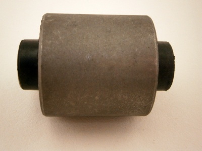 Image of RBX101790, a 'LOWER ARM FRONT SUSPENSION - BUSH - FREELANDER 1' part