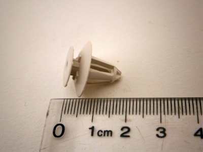 Image of C2Z16545, a 'PLASTIC TRIM RETAINING CLIP - JAGUAR' part