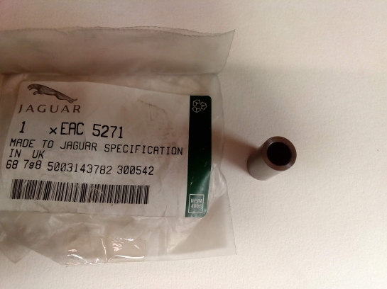 Image of EAC5271, a 'GEAR LEVER SLEEVE MANUAL - JAGUAR - XJS - XJ300 - XJ6 + XJ12' part