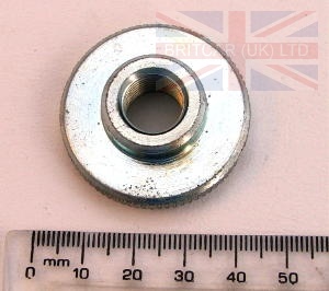 Image of 332397, a 'KNURLED KNOB TO PROP BRACKET - SERIES 11 - 111' part