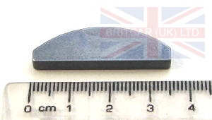 Image of 90602025, a 'WOODRUFF KEY CRANKSHAFT V8 CARB' part