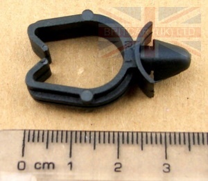 Image of ADU8363L, a 'WIRING CLIP 14.5MM - 6.5MM HOLE' part