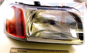 Image of AMR3999, a 'HEADLAMP ASSY R/H RHD F/L >YA' part