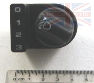 Image of AMR5874, a 'SWITCH HEADLIGHT LEVELING 90 DEFENDER' part