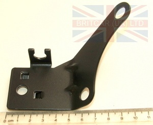 Image of ANR4699, a 'BRAKE PIPE BRACKET LHR ABS NRR' part
