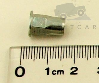 Image of BTR6580, a 'NUTSERT REAR DOOR SPEAKER DISCOVERY 1+11' part