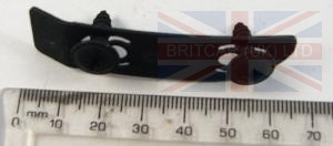 Image of CAE100160, a 'CLIP MUD FLAP RETENTION,LEFT HAND DISCOVERY 2' part