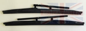 Image of DKC500010PMD, a 'WIPER BLADES - WINTER - PAIR - DISCOVERY 2' part