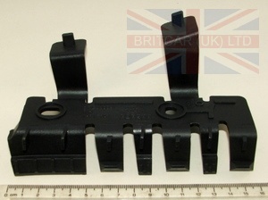 Image of DQL000061, a 'REAR BUMPER MOUNTING BRACKET RIGHT HAND - RANGE ROVER VOGUE' part