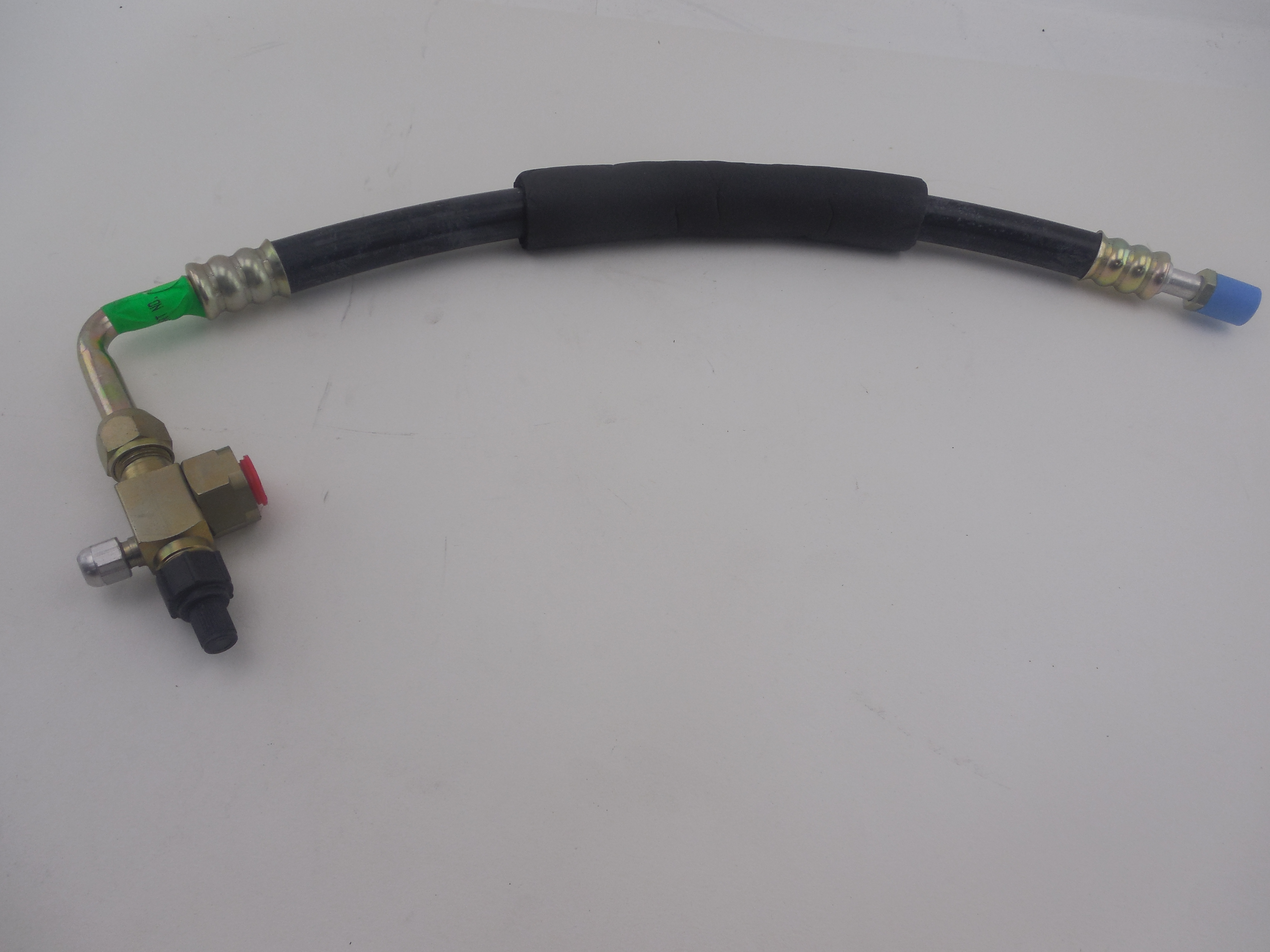 Image of BTR3808, a 'AIR CON PIPE CONDEN>PUMP 200TDI DIS' part