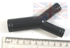 Image of ERC882, a 'Y PIECE BREATHER SYSTEM CARB  RANGE ROVER CLASSIC' part