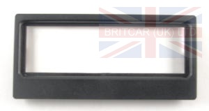 Image of FHF000070PMA, a 'BEZEL RADIO SURROUND DEFENDER 2A>' part