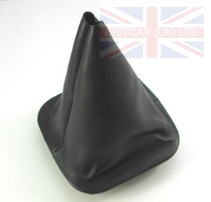 Image of FJL000010PMA, a 'GEAR CHANGE LEVER GAITER BLACK (+) WOOD TRIM DISCOVERY 2' part