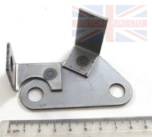 Image of FRC7201, a 'BRACKET LEFT HAND BRAKE PIPE TO CALIPER DEFENDER' part