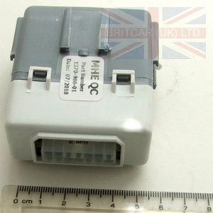 Image of JFC101990, a 'AIR CONDITIONING CONTROL ASSY DEFENDER' part