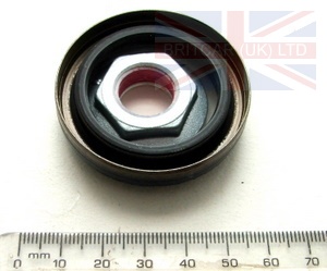 Image of LR002883 (LR076676), a 'DRIVESHAFT COUPLING SEAL KIT FREELANDER 2 - EVOQUE' part