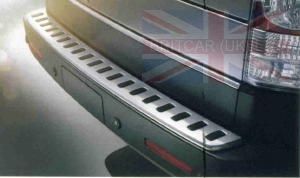 Image of LR006874, a 'REAR BUMPER TREADPLATE IN STAINLESS STEEL - DISCOVERY 3' part