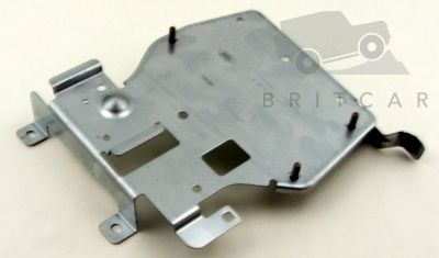 Image of LR007984, a 'ANALOGUE SAT-DIGITAL BRACKET FREELANDER 2' part