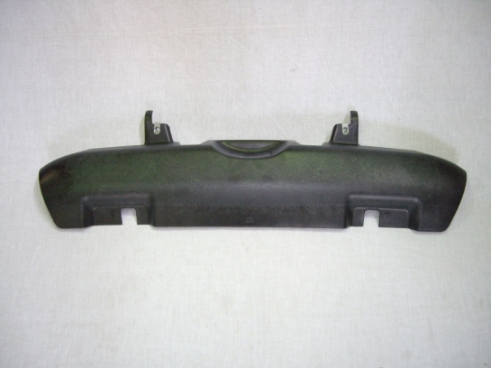 Image of LR000888, a 'FRONT BUMPER TOWING EYE SHIELD - FREELANDER 2' part