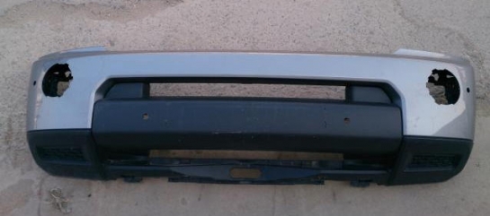 Image of LR013896, a 'FRONT BUMPER (+) HEADLAMP WASH (+) PARK (+) FOG - DISCOVERY 4' part