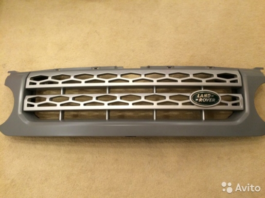 Image of LR033445, a 'FRONT GRILLE - PRIMED - DISCOVERY 4' part