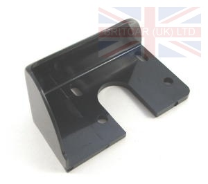 Image of MRC9006, a 'SHROUD RIGHT HAND + REAR DOOR STRIKER DEFENDER' part