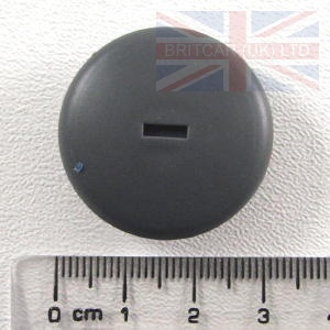 Image of MXC5616LOY, a 'CARPET RETAINER GREY RANGE ROVER CLASSIC MA>' part