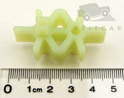 Image of PAM4356L, a 'GRAB HANDLE SPACER HEADLINING DISCOVERY 1 - DEFENDER' part