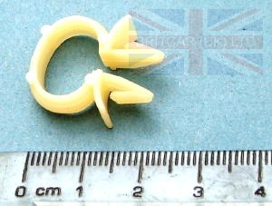 Image of PRC5274, a 'CLIP OMEGA FIXING 14X10MM-6.5MM HOLE' part