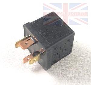 Image of PRC9603, a 'RELAY - BLACK RANGE ROVER CLASSIC' part