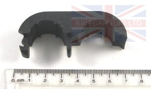 Image of PYC101940, a 'HOSE CLIP PLASTIC DOUBLE - DEFENDER - FREELANDER 1' part