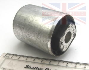 Image of RGX000060, a 'REAR LOWER ARM FRONT BUSH - RANGE ROVER VOGUE' part