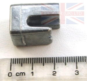 Image of RTC5734, a 'CLAMP PLATE AUTO SUMP BOLT DISCOVERY 1' part