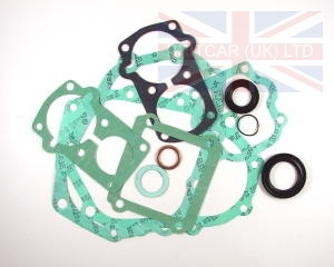 Image of RTC6797, a 'GEARBOX GASKET SET LT77 - DEFENDER ' part