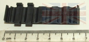 Image of SGK100990, a 'BRAKE PIPE CLIP TREBLE PLASTIC - DEFENDER - DISCOVERY 1' part